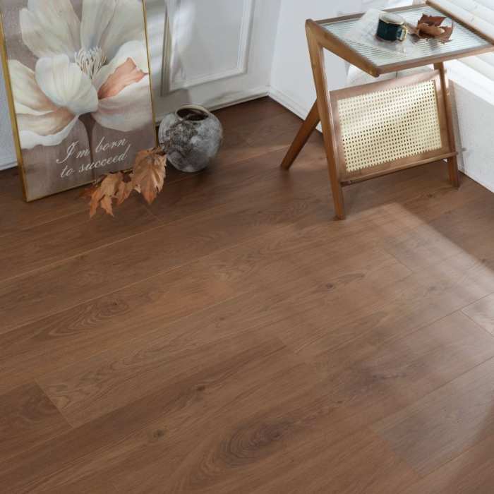 Ламинат Lamiwood Select 8 мм 819 Дуб Мореный