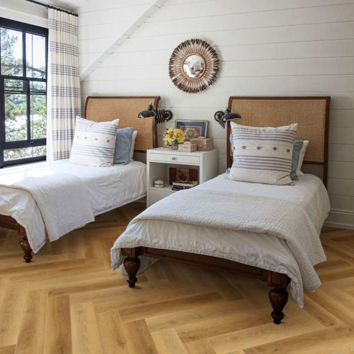 SPC ламинат CronaFloor Herringbone 2.0 Дуб Авиньон H019