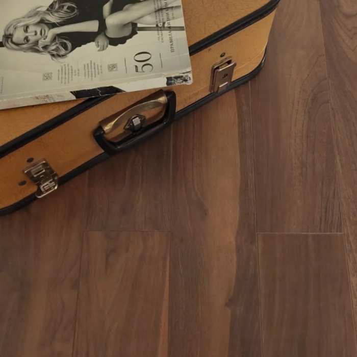 Ламинат Floor Fort Wallnut Tree Орех Стенфорд 19004-1 №2
