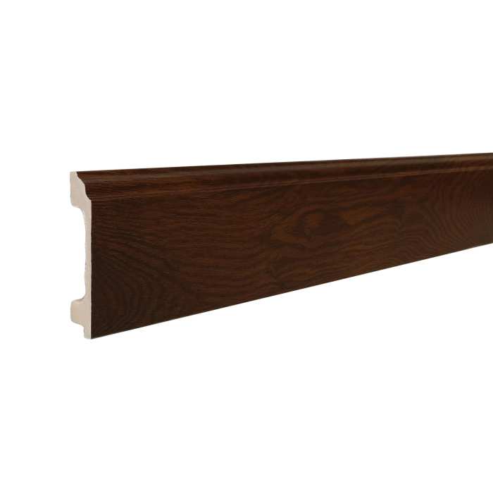 Плинтус ТД Меридиан P3-133 (гладкий)